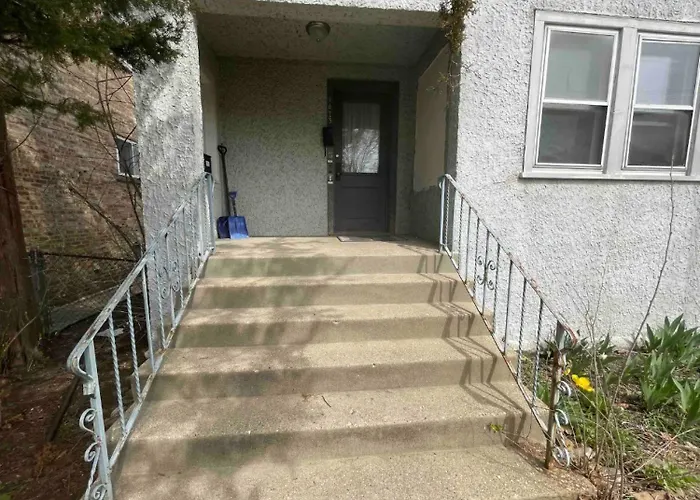 Appartamento Gl- Great Location, Free Parking, Spacious, Private Office & Family Friendly *